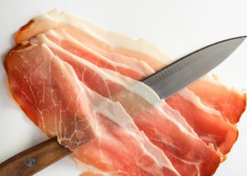 jambon et couteau de Maniago